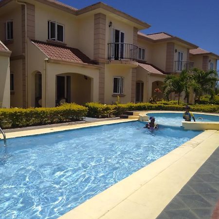 Lotus Villa, Residences Le Chaumet, Pereybere Bain Boeuf Bagian luar foto